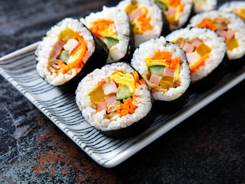 Gimbap – Cơm cuốn lá rong biển