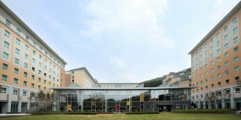 Hình ảnh khác về khuôn viên