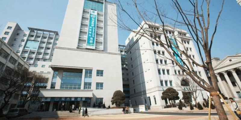 Hình ảnh khuôn viên trường