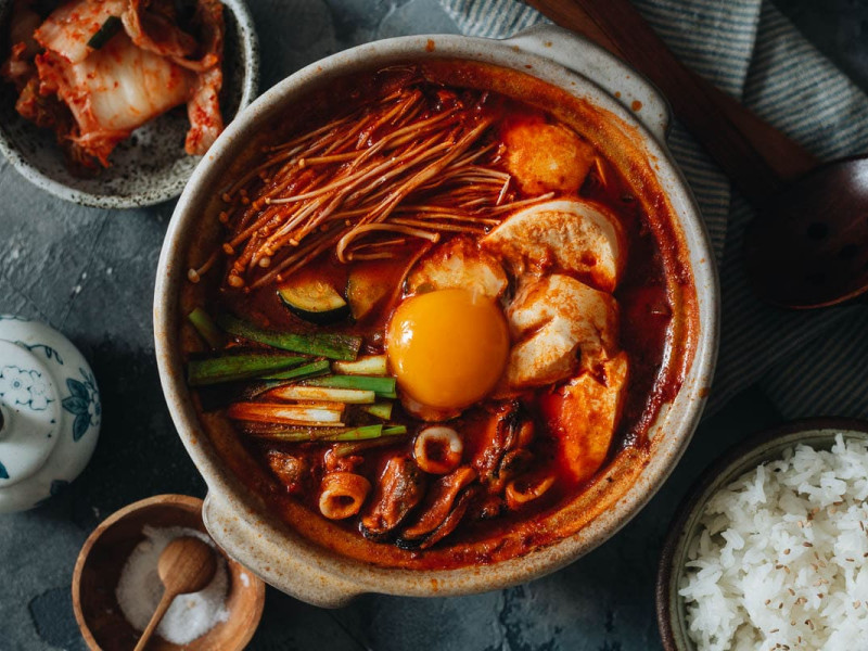Sudubu jjigae – Đậu phụ hầm cay
